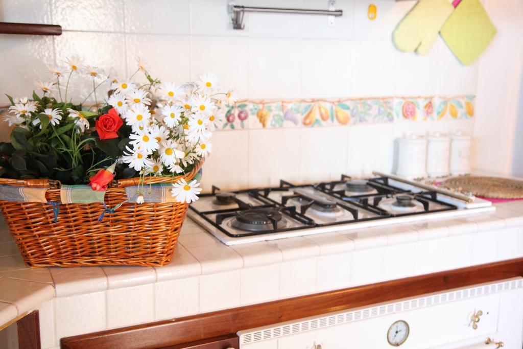 Vacanze Al Mare Patrizia'S Sweet Home Terme Vigliatore Habitación foto