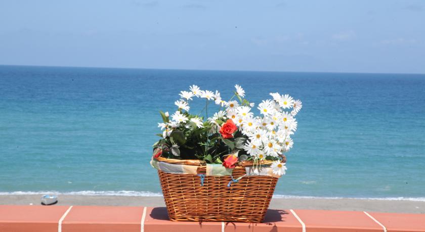 Vacanze Al Mare Patrizia'S Sweet Home Terme Vigliatore Habitación foto