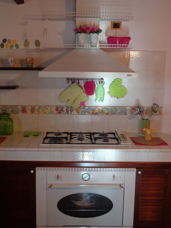 Vacanze Al Mare Patrizia'S Sweet Home Terme Vigliatore Habitación foto